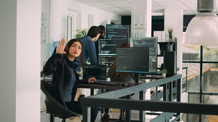 How to Successfully Roll Out New IT Systems to Non‑Tech Staff (Without Chaos)