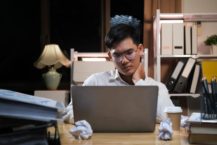 Stretching a Startup IT Budget: What to DIY, What to Outsource, and When to Switch